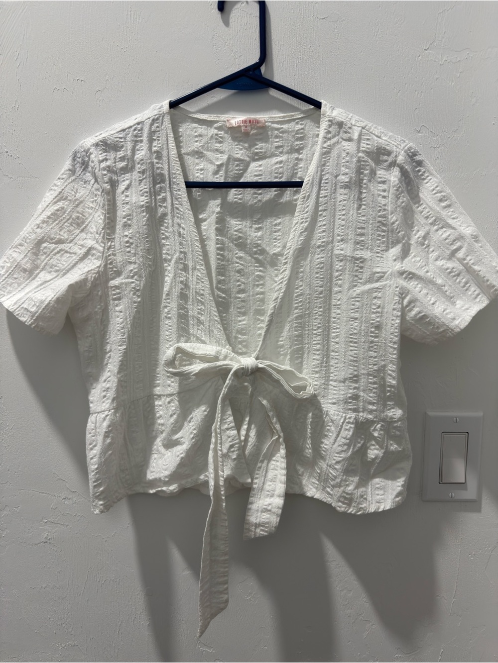 Lottie Moss white tie front cotton top
Size M